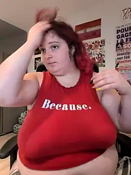 Snapshot of LadyRochester chatting on June 22, 2026, 5:43 pm LadyRochester online show from June 22, 2026, 5:43 pm