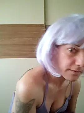 Snapshot of Dark_Angel_22 chatting on March 5, 2025, 5:50 am Dark Angel 22 online show from March 5, 2025, 5:50 am