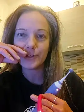 Snapshot of Dark_Angel_22 chatting on November 4, 2025, 7:57 pm Dark Angel 22 online show from November 4, 2025, 7:57 pm