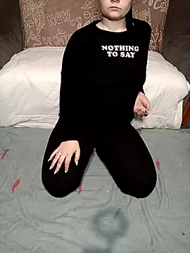 Snapshot of ZeFFirky chatting on December 29, 2024, 6:24 am ZeFFirky online show from December 29, 2024, 6:24 am