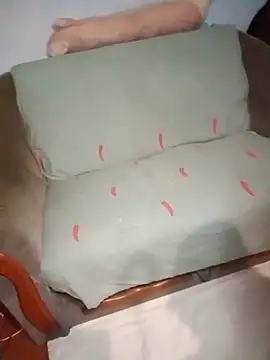 Snapshot of ZeFFirky chatting on January 14, 2025, 7:17 am ZeFFirky online show from January 14, 2025, 7:17 am