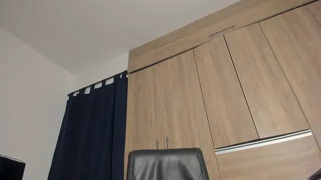  diegsz  online show from February 8, 2026, 12:30 pm