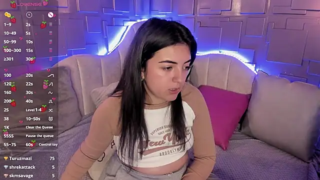 meraki fraise online show from January 1, 2025, 9:52 pm