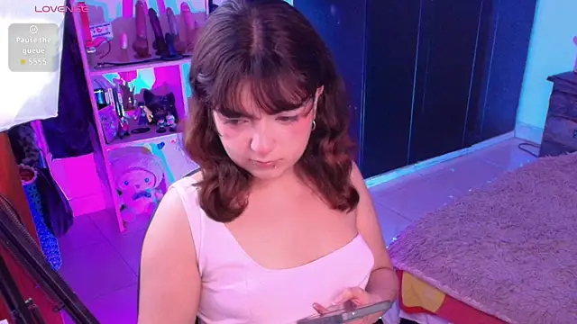Snapshot of meraki_fraise chatting on May 22, 2026, 12:00 pm meraki fraise online show from May 22, 2026, 12:00 pm