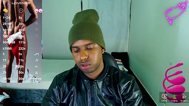 mrjhon26 online show from November 14, 2025, 2:21 am