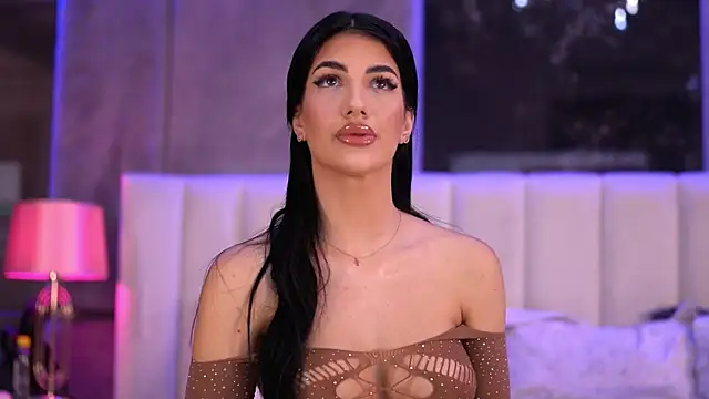 Snapshot of RaisaKali chatting on November 3, 2025, 4:52 pm RaisaKali online show from November 3, 2025, 4:52 pm