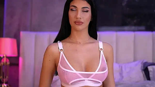 Snapshot of RaisaKali chatting on November 5, 2025, 4:18 pm RaisaKali online show from November 5, 2025, 4:18 pm