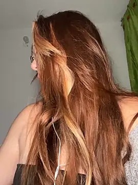 Snapshot of NatyOlson chatting on October 9, 2025, 3:59 am NatyOlson online show from October 9, 2025, 3:59 am