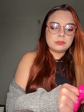 Snapshot of NatyOlson chatting on November 5, 2025, 4:23 am NatyOlson online show from November 5, 2025, 4:23 am