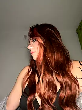 Snapshot of NatyOlson chatting on November 15, 2025, 1:14 am NatyOlson online show from November 15, 2025, 1:14 am