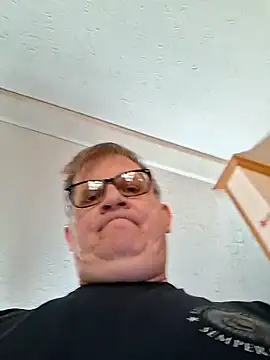 J83560Jason online show from November 6, 2025, 7:59 pm