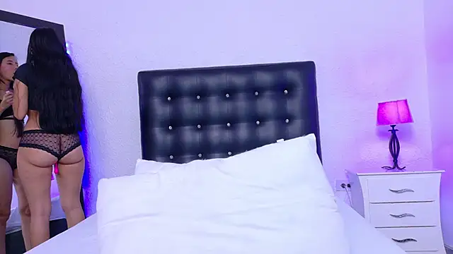 Skinny hottie18 online show from October 20, 2025, 3:34 pm