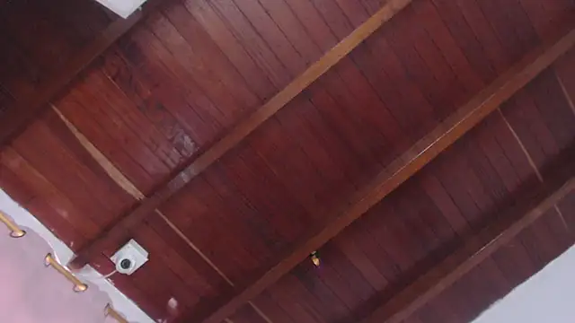 Amara Red online show from October 24, 2025, 3:19 pm