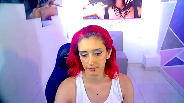 Snapshot of Ruby_Your_Milf chatting on January 27, 2025, 11:43 pm Ruby Your Milf online show from January 27, 2025, 11:43 pm