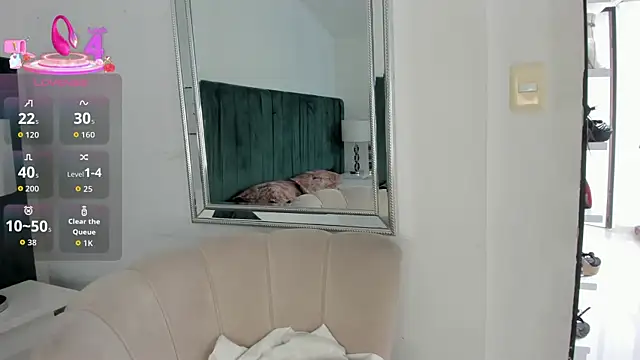 Snapshot of AnnyCherry_ chatting on July 28, 2026, 8:34 pm AnnyCherry online show from July 28, 2026, 8:34 pm