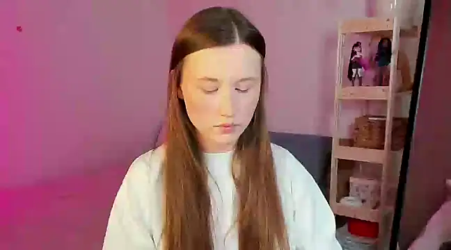 Snapshot of Stella_Sunny chatting on March 19, 2025, 2:27 am Stella Sunny online show from March 19, 2025, 2:27 am