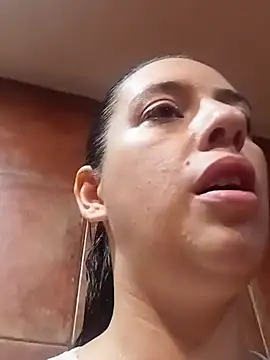 Snapshot of solangeyaelok1 chatting on February 12, 2025, 8:06 am solangeyaelok1 online show from February 12, 2025, 8:06 am