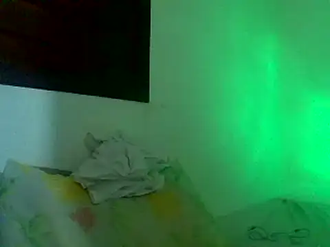 couplemilk online show from January 8, 2025, 3:29 am