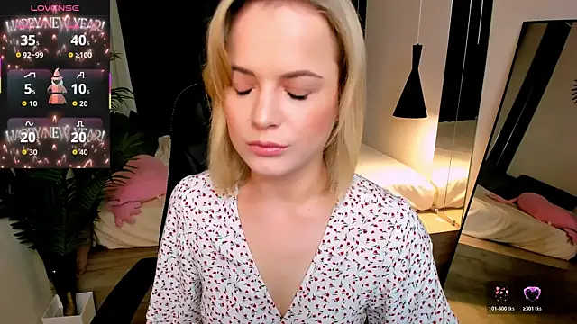 Snapshot of JessicaBeverly chatting on December 5, 2025, 5:49 am JessicaBeverly online show from December 5, 2025, 5:49 am