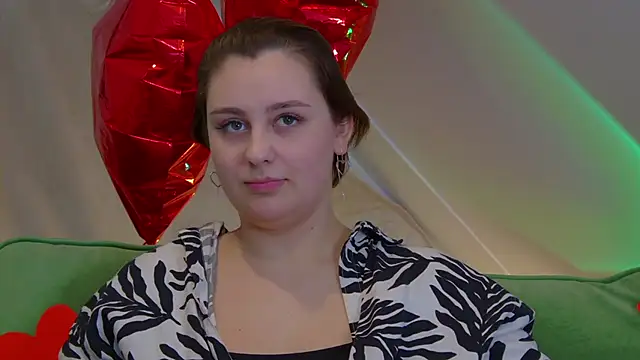 MaryMurray online show from February 25, 2025, 3:52 am