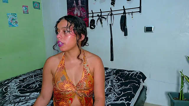 Snapshot of clydexxxbunny chatting on June 11, 2026, 11:47 pm clydexxxbunny online show from June 11, 2026, 11:47 pm