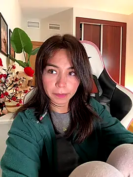 Adriennesexxx online show from November 22, 2025, 9:03 pm