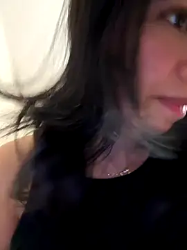 Adriennesexxx online show from December 13, 2025, 9:53 pm