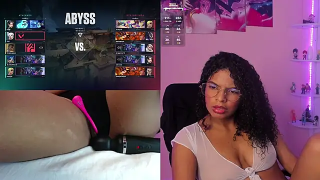 KaruiGames online show from December 29, 2024, 1:38 pm