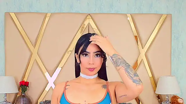 GiahDaniels online show from February 13, 2025, 6:05 pm