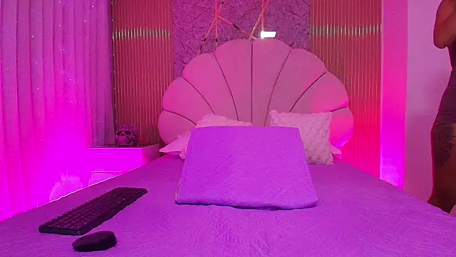 Snapshot of nata_luna chatting on November 1, 2025, 7:16 pm nata luna online show from November 1, 2025, 7:16 pm