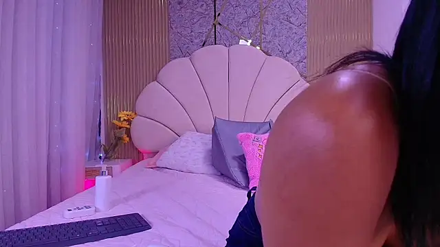 Snapshot of nata_luna chatting on May 23, 2026, 7:18 pm nata luna online show from May 23, 2026, 7:18 pm