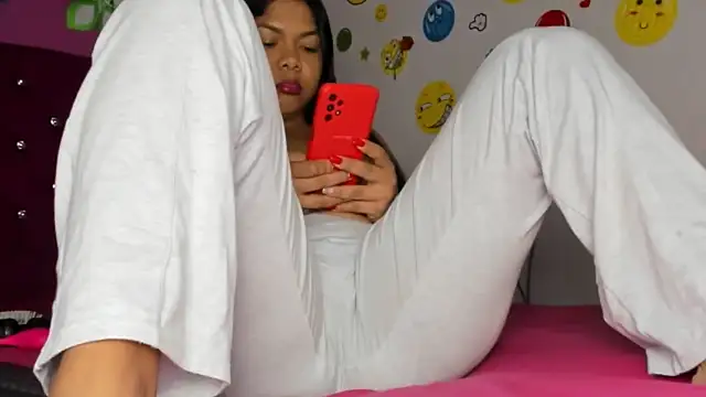 Snapshot of DIORA_Latina chatting on January 6, 2025, 3:31 am DIORA Latina online show from January 6, 2025, 3:31 am