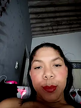 DIORA Latina online show from February 24, 2026, 3:04 am