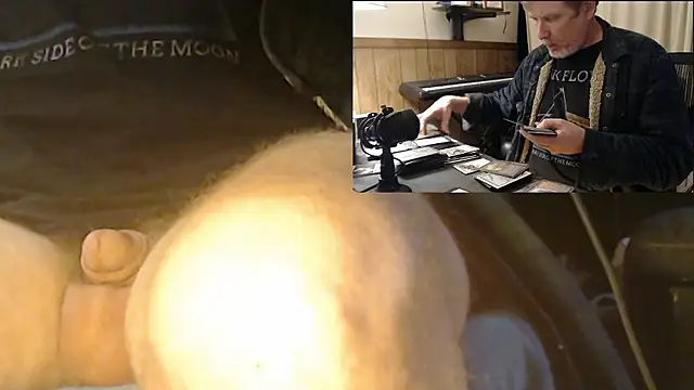 Snapshot of BrisonChase chatting on December 2, 2024, 4:42 pm BrisonChase online show from December 2, 2024, 4:42 pm