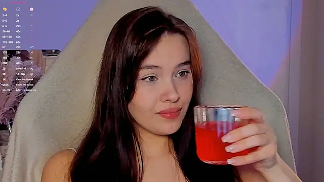 Snapshot of _Sweetie_ chatting on March 23, 2026, 1:15 pm Sweetie online show from March 23, 2026, 1:15 pm