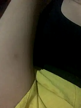 Asianmombigasss online show from October 9, 2025, 2:59 pm