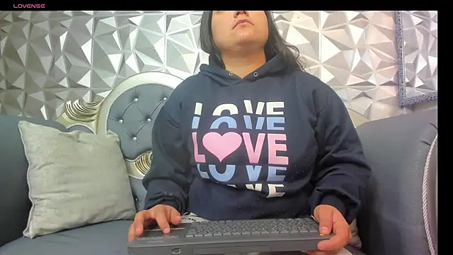 KataleyaStiward online show from January 25, 2025, 1:30 pm