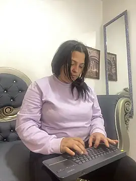 KataleyaStiward online show from December 20, 2025, 12:34 pm