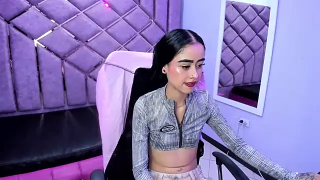 AnnySweett  online show from May 5, 2026, 2:58 pm