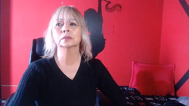 Snapshot of KLOE_PIELL chatting on June 16, 2026, 4:53 pm KLOE PIELL online show from June 16, 2026, 4:53 pm