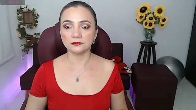 Ghada milf online show from April 21, 2026, 11:07 pm