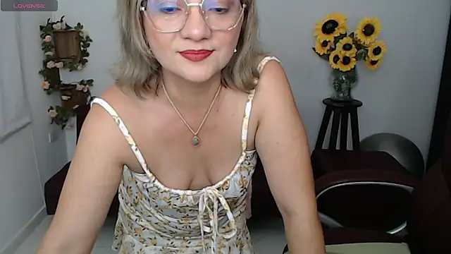 Snapshot of Ghada_milf chatting on May 3, 2026, 11:33 pm Ghada milf online show from May 3, 2026, 11:33 pm