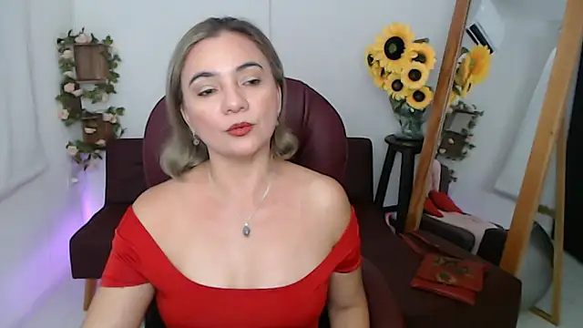 Snapshot of Ghada_milf chatting on June 3, 2026, 11:43 pm Ghada milf online show from June 3, 2026, 11:43 pm