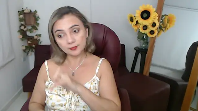 Snapshot of Ghada_milf chatting on June 22, 2026, 11:02 pm Ghada milf online show from June 22, 2026, 11:02 pm