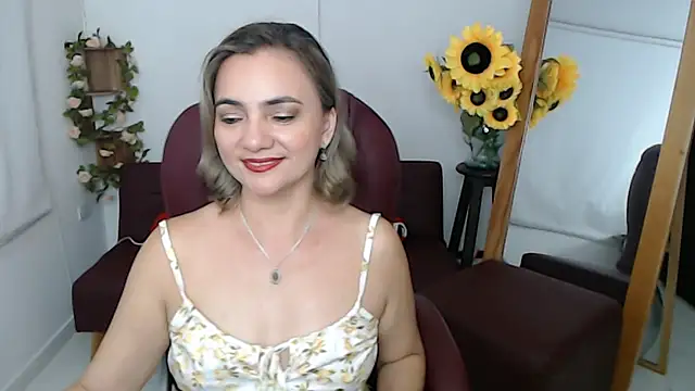 Snapshot of Ghada_milf chatting on July 14, 2026, 10:37 pm Ghada milf online show from July 14, 2026, 10:37 pm