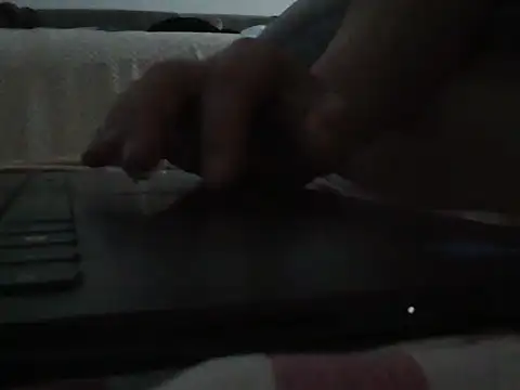 Snapshot of lickthehottie chatting on July 8, 2026, 8:35 pm lickthehottie online show from July 8, 2026, 8:35 pm
