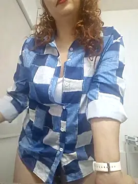 doctora-danna online show from March 17, 2025, 1:18 pm