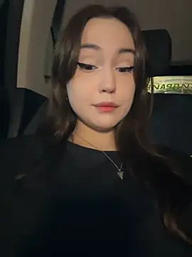 Snapshot of Peachy_Dream chatting on December 6, 2024, 10:30 pm Peachy Dream online show from December 6, 2024, 10:30 pm