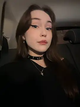 Snapshot of Peachy_Dream chatting on December 14, 2024, 9:35 pm Peachy Dream online show from December 14, 2024, 9:35 pm