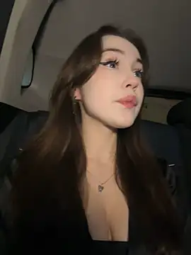 Snapshot of Peachy_Dream chatting on December 21, 2024, 9:58 pm Peachy Dream online show from December 21, 2024, 9:58 pm